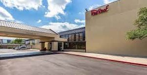Red Roof Inn Plus Houston Airport Hotel